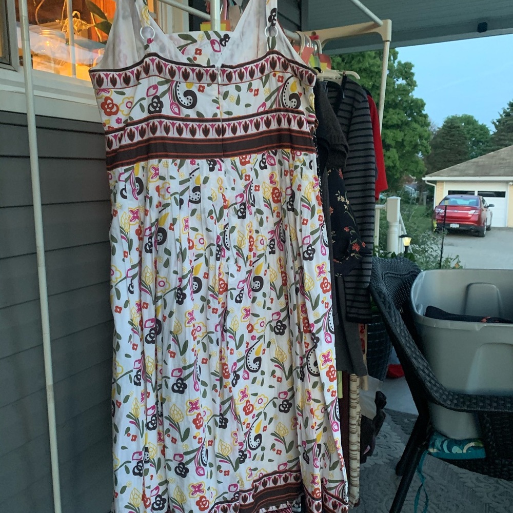 Dress - Picture 5 of 5